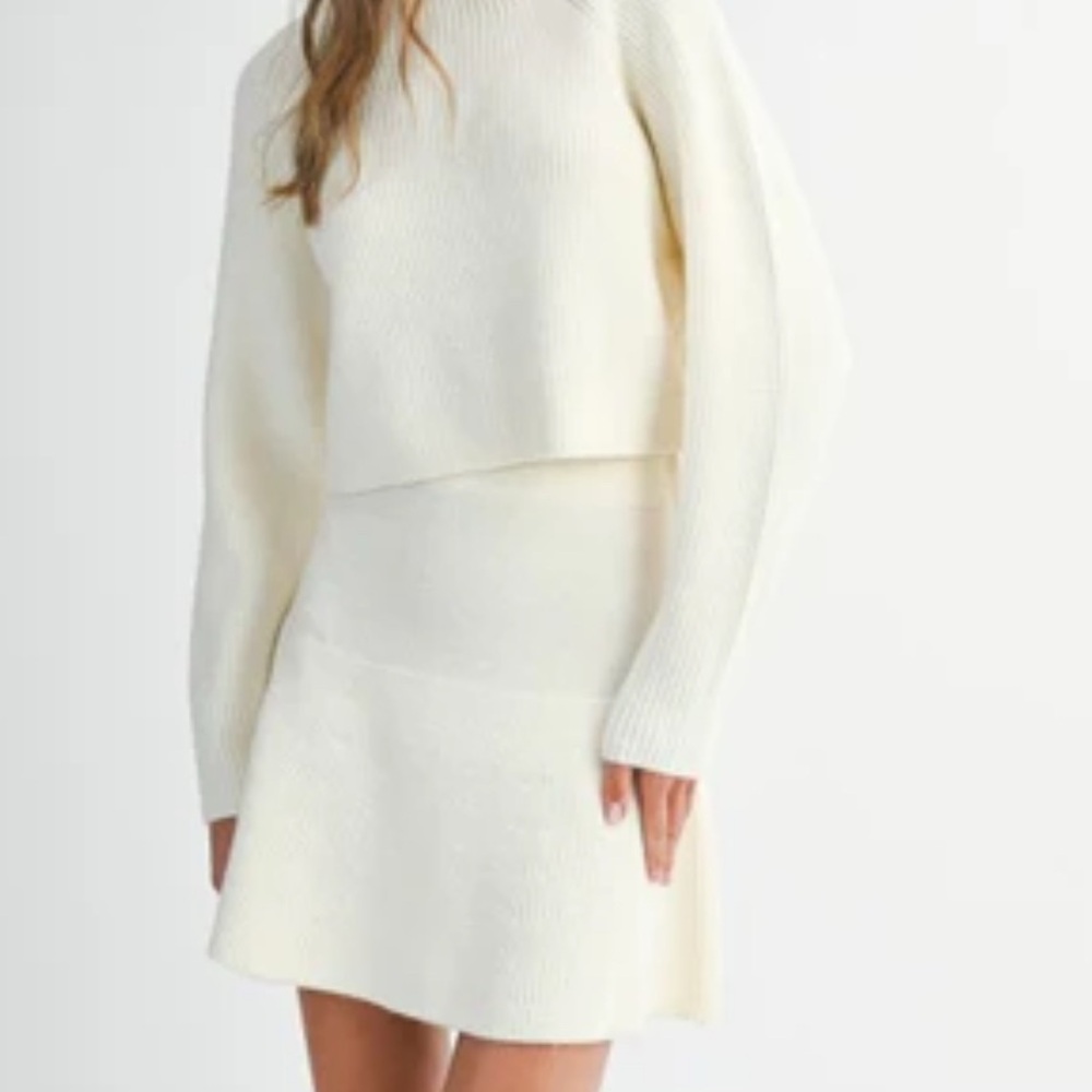 Elegant Cream Knit Dress
